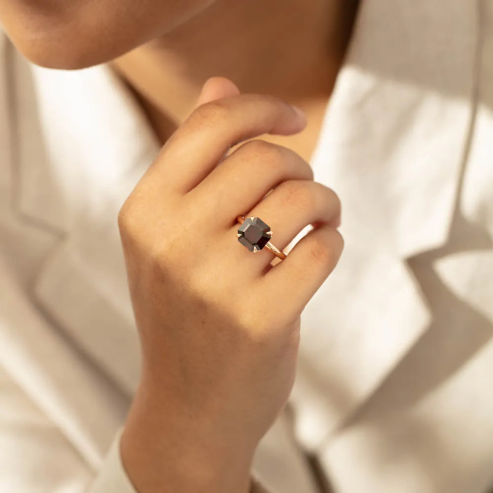 18ct Rose Gold Garnet Octavia Ring