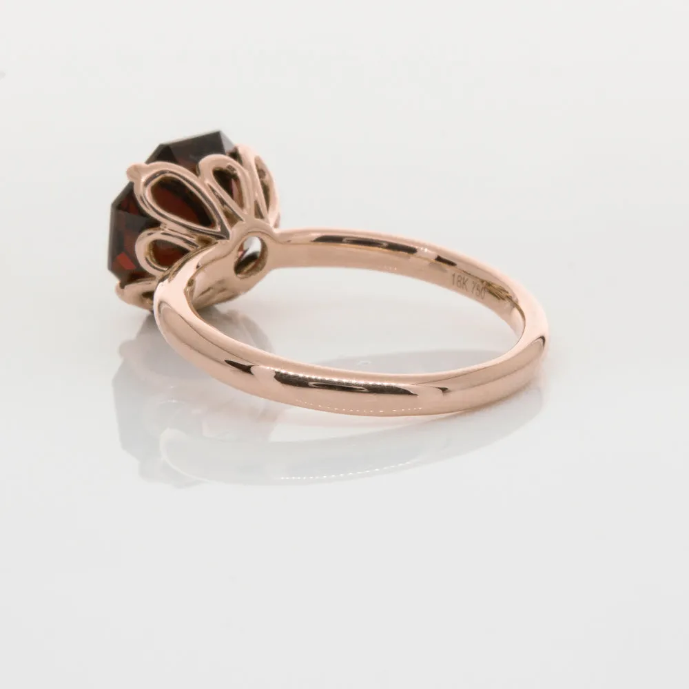 18ct Rose Gold Garnet Octavia Ring