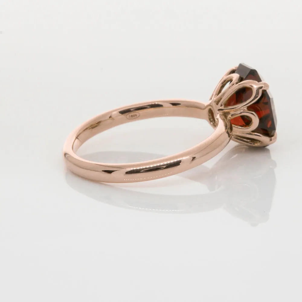 18ct Rose Gold Garnet Octavia Ring