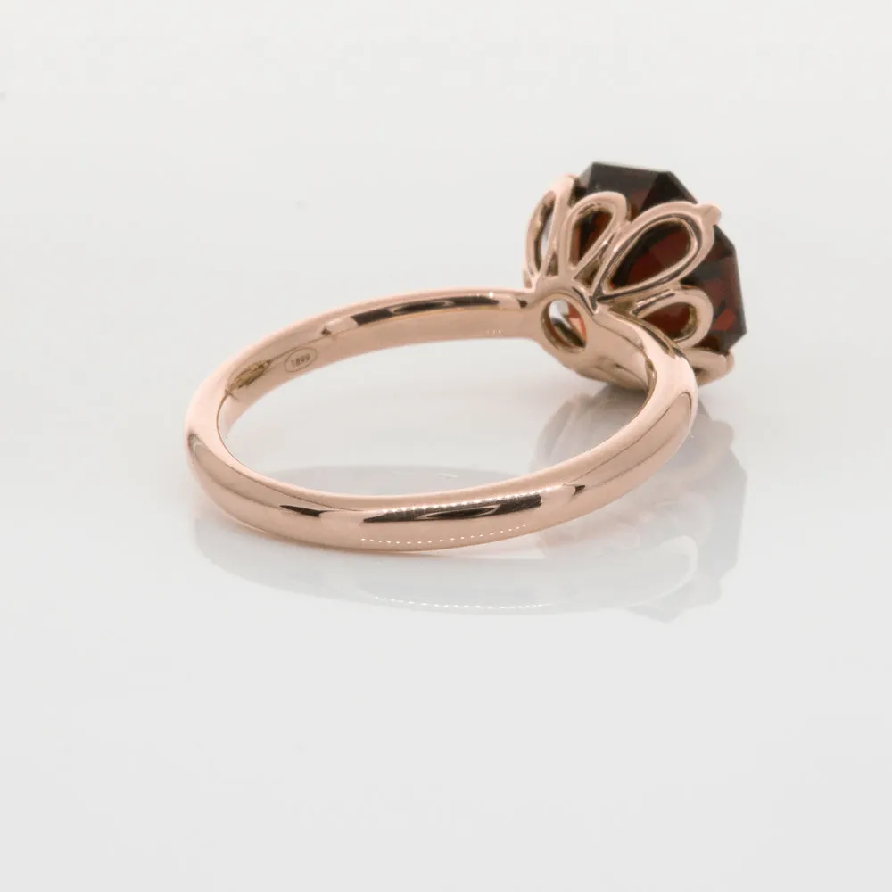 18ct Rose Gold Garnet Octavia Ring