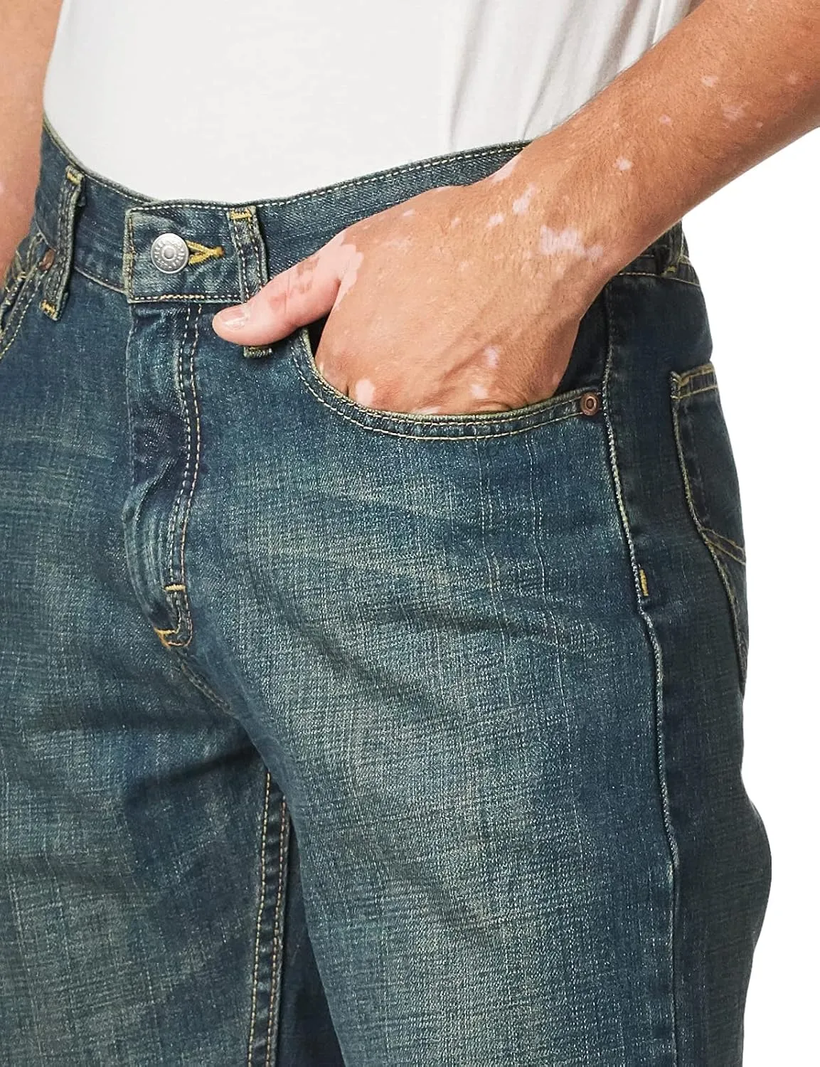 Lee Men's Premium Select Relaxed-Fit Straight-Leg Jean